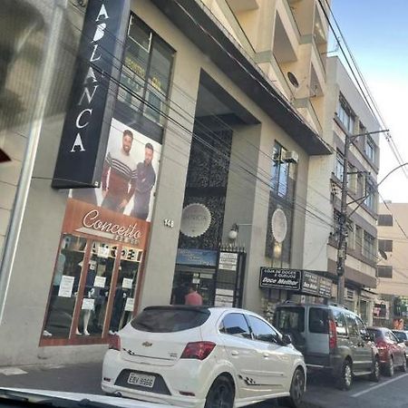 شقة سيرا نيجرا  في Serra - Centro المظهر الخارجي الصورة